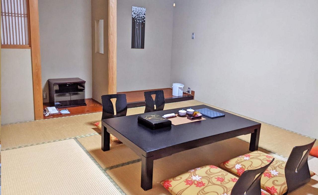 Готель Watari Onsen Bettei-Kaede Ханамакі Екстер'єр фото